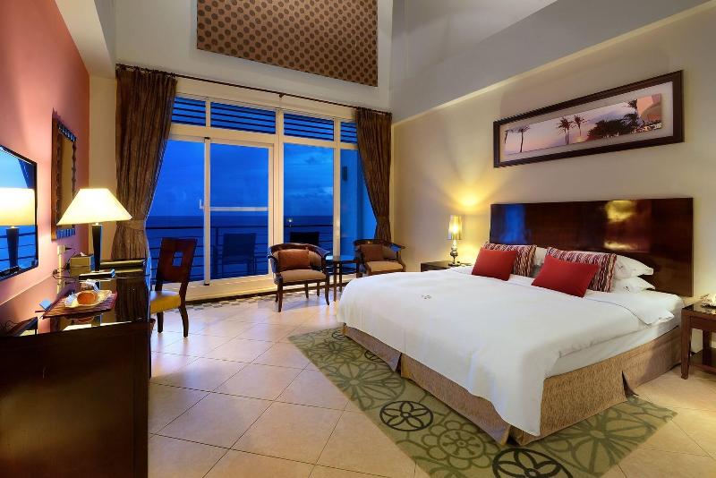 Chateau Beach Resort Kenting image