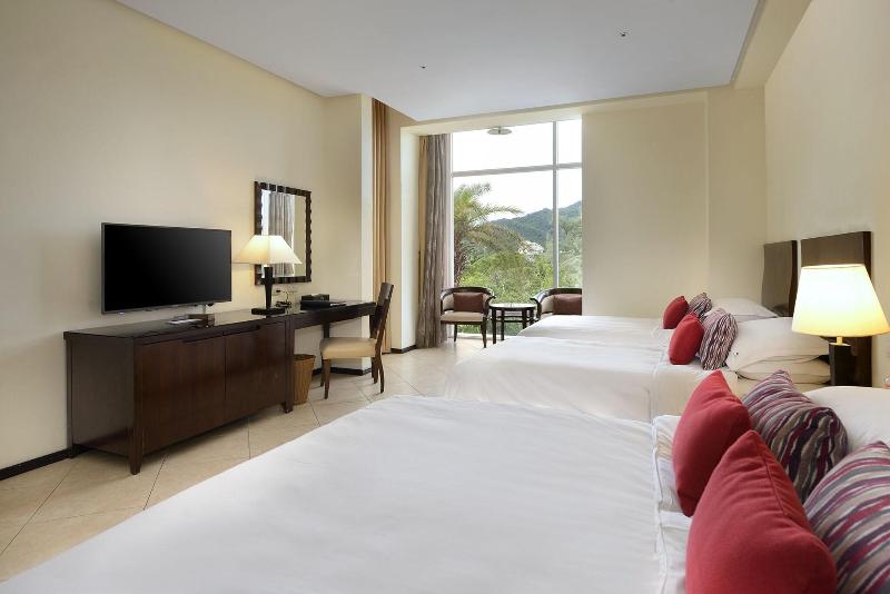 Chateau Beach Resort Kenting image