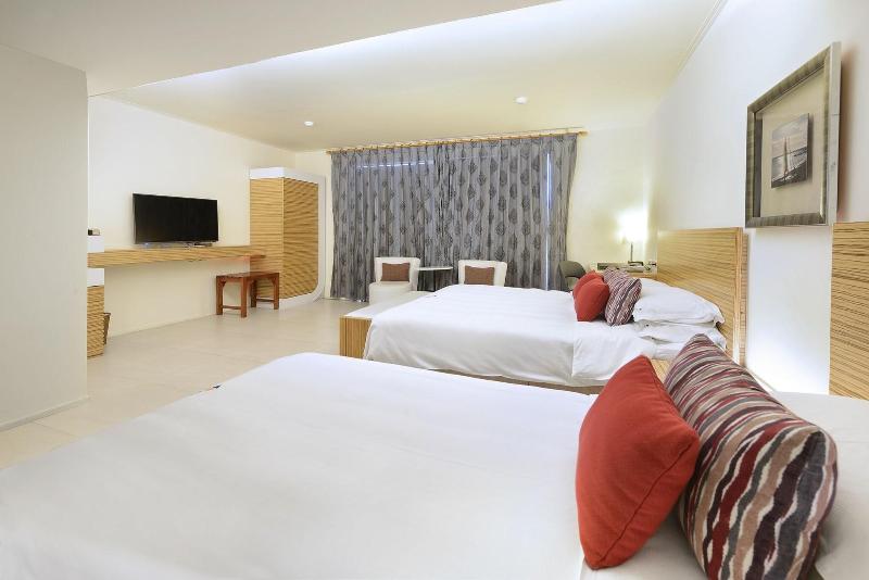 Chateau Beach Resort Kenting image