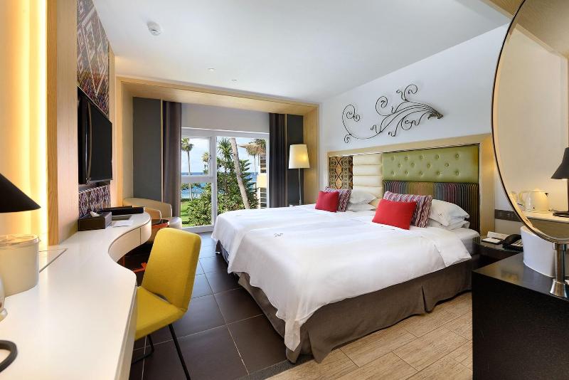 Chateau Beach Resort Kenting image