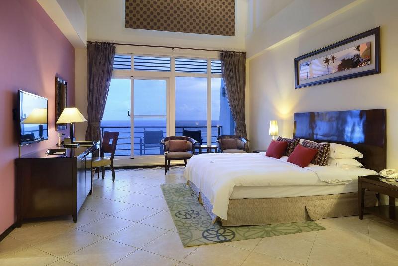 Chateau Beach Resort Kenting image