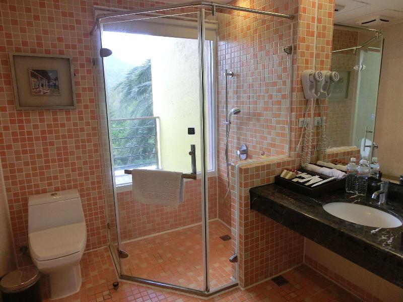 Chateau Beach Resort Kenting image