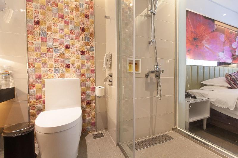 Chateau Beach Resort Kenting image