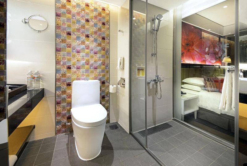Chateau Beach Resort Kenting image