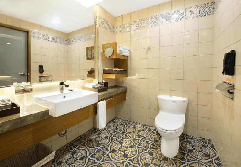 Chateau Beach Resort Kenting image