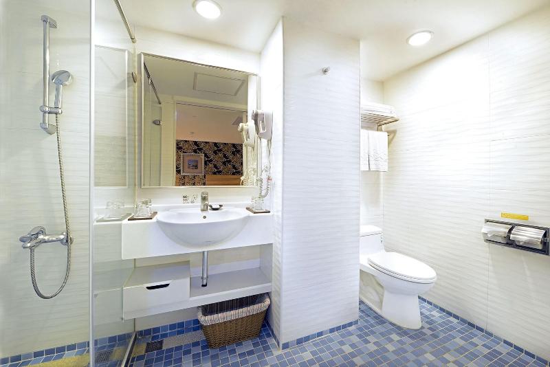 Chateau Beach Resort Kenting image
