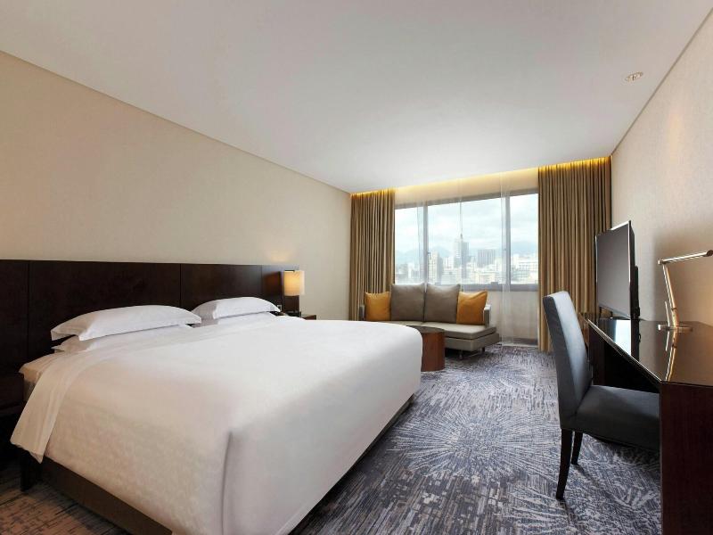 Sheraton Grand Taipei Hotel image