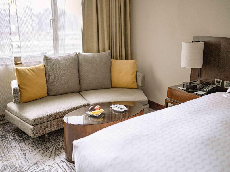 Sheraton Grand Taipei Hotel image