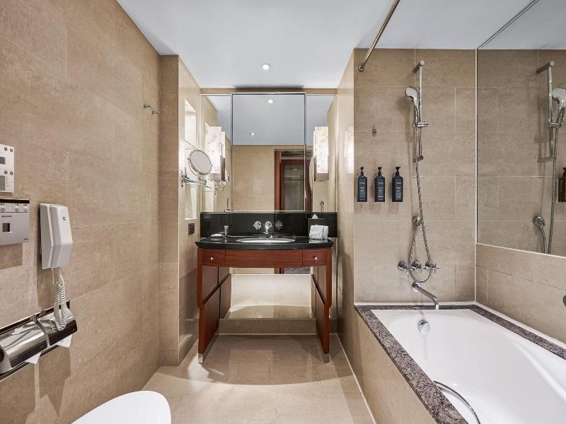 Sheraton Grand Taipei Hotel image