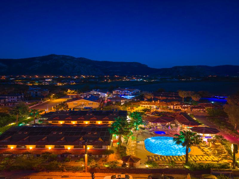 Portakal Hotel — exterior view