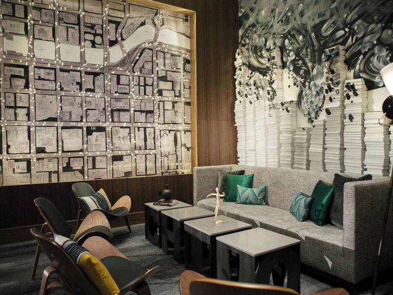 Renaissance Chicago Downtown Hotel image