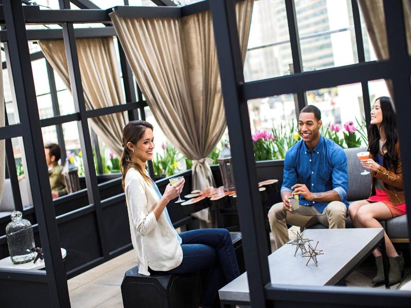 Renaissance Chicago Downtown Hotel image