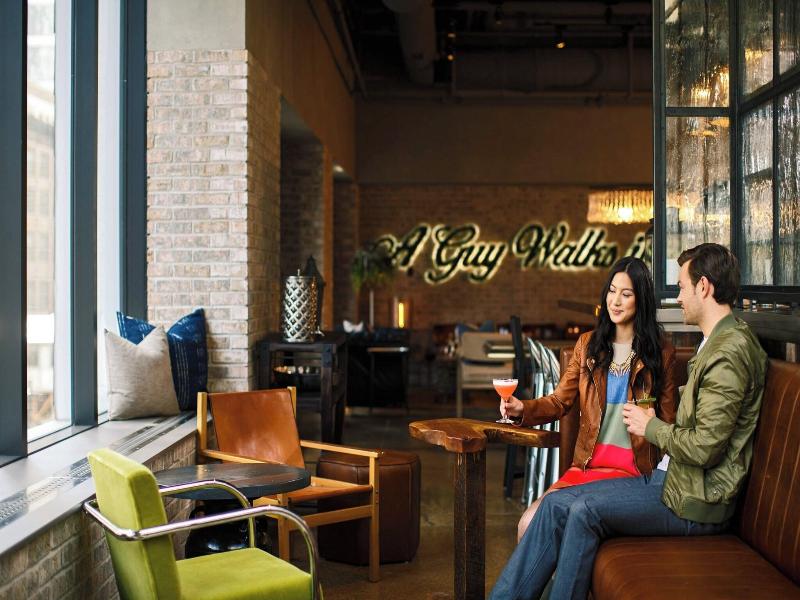 Renaissance Chicago Downtown Hotel image