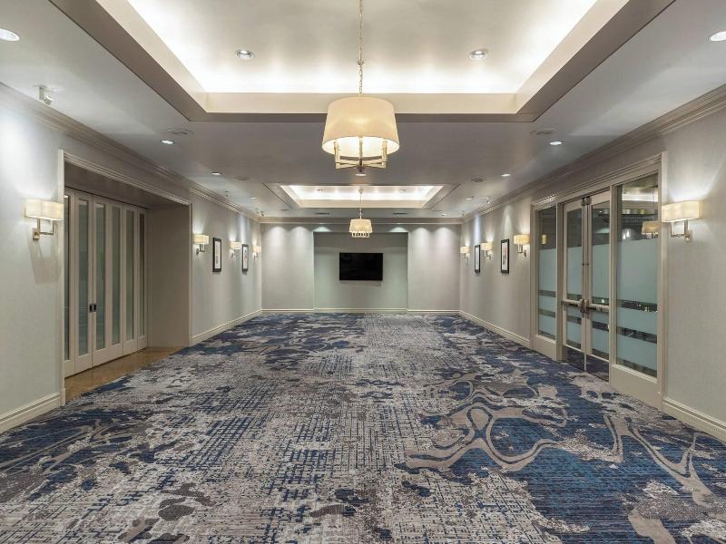 Renaissance Chicago Downtown Hotel image