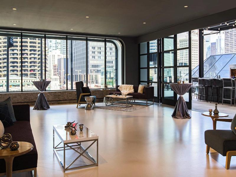 Renaissance Chicago Downtown Hotel image