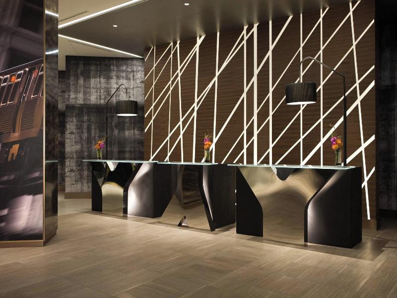 Renaissance Chicago Downtown Hotel image