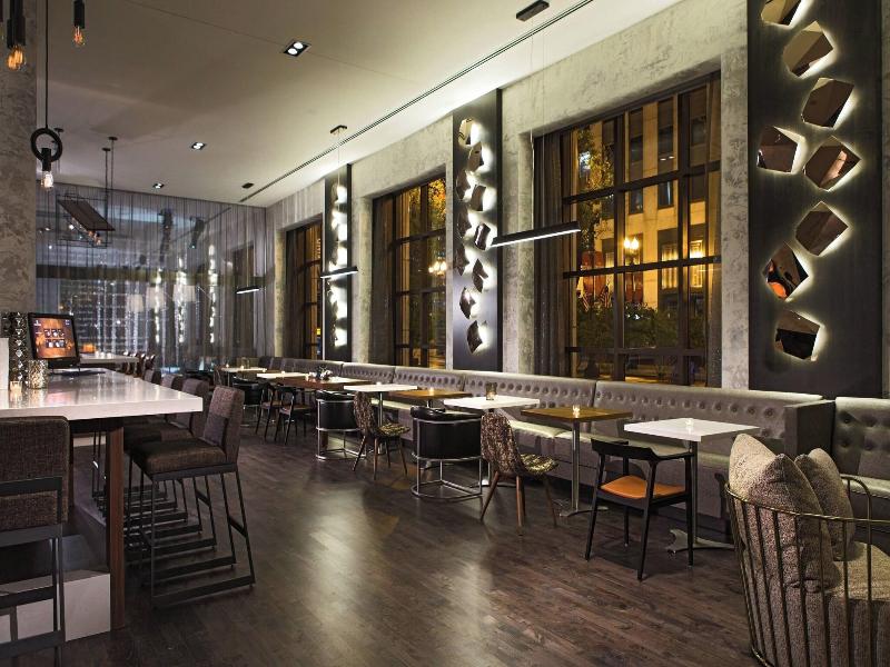 Renaissance Chicago Downtown Hotel image