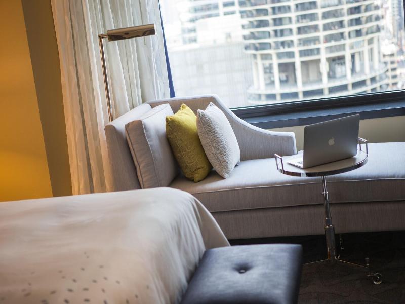 Renaissance Chicago Downtown Hotel image