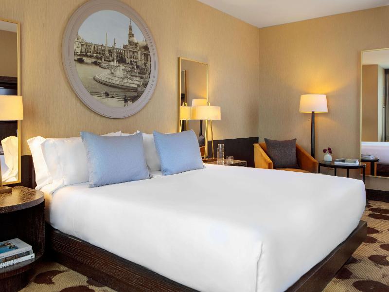 Royal Sonesta Chicago River North image