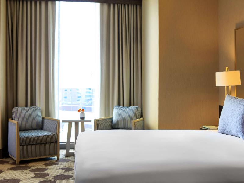 Royal Sonesta Chicago River North image