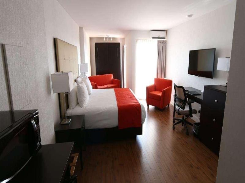Hotel Classique image