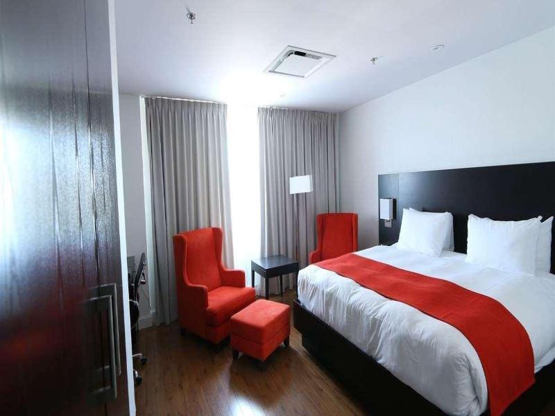 Hotel Classique image