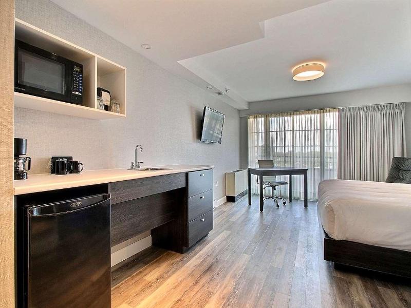 Hotel Classique image