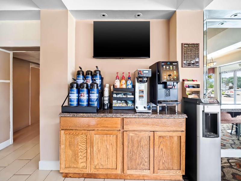 Best Western Merry Manor Inn image