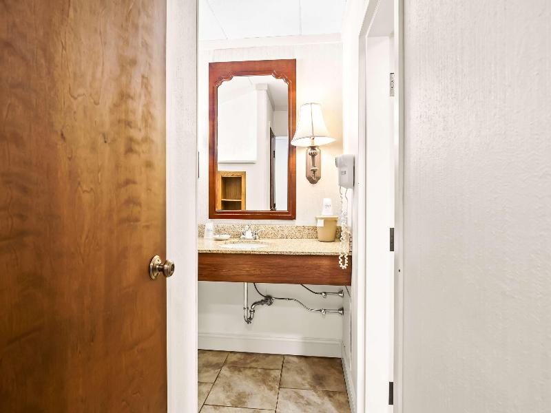 Best Western Merry Manor Inn image