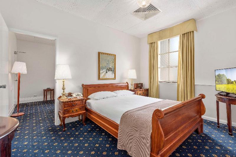 Castlereagh Boutique Hotel image