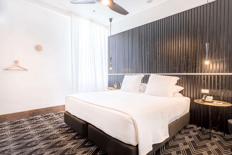 Castlereagh Boutique Hotel image