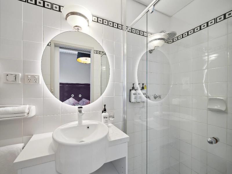 Castlereagh Boutique Hotel image