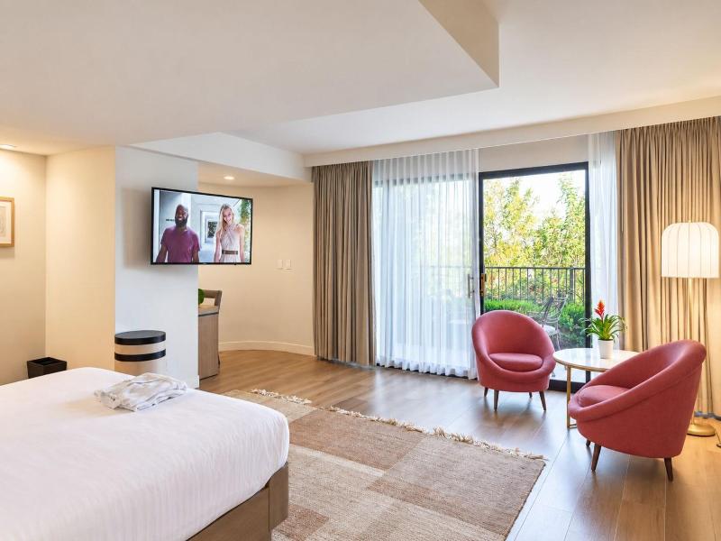 Luxe Sunset Boulevard Hotel image