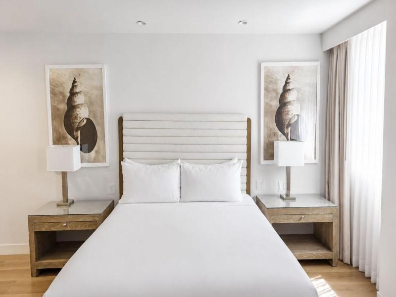 Luxe Sunset Boulevard Hotel image