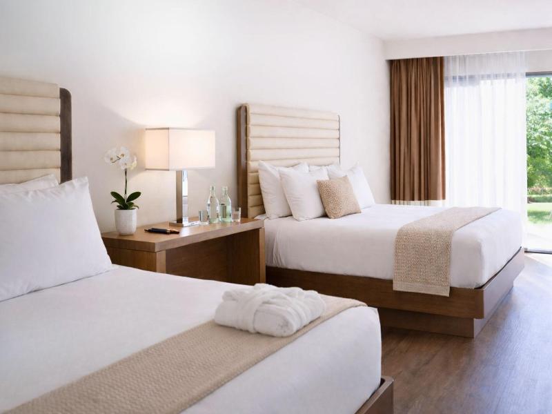 Luxe Sunset Boulevard Hotel image