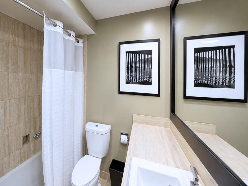 Luxe Sunset Boulevard Hotel image