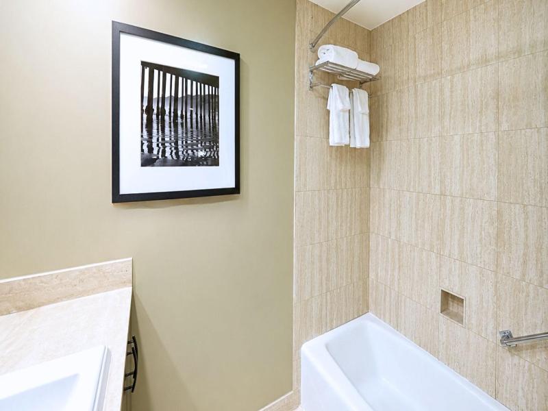 Luxe Sunset Boulevard Hotel image