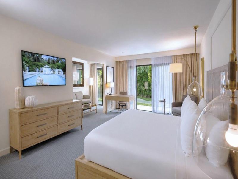 Luxe Sunset Boulevard Hotel image