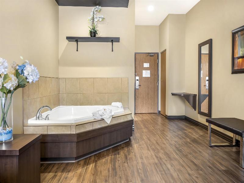 Best Western Plus Saint John Hotel & Suites image
