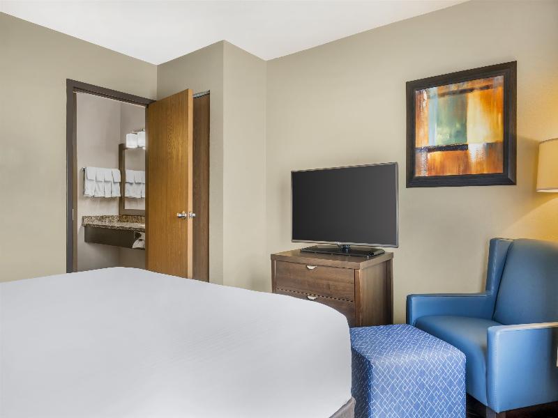 Best Western Plus Saint John Hotel & Suites image