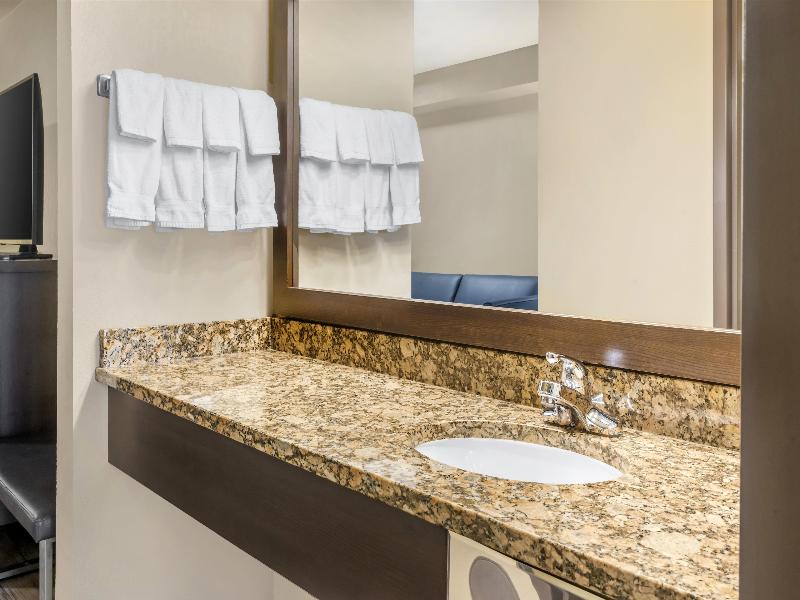 Best Western Plus Saint John Hotel & Suites image