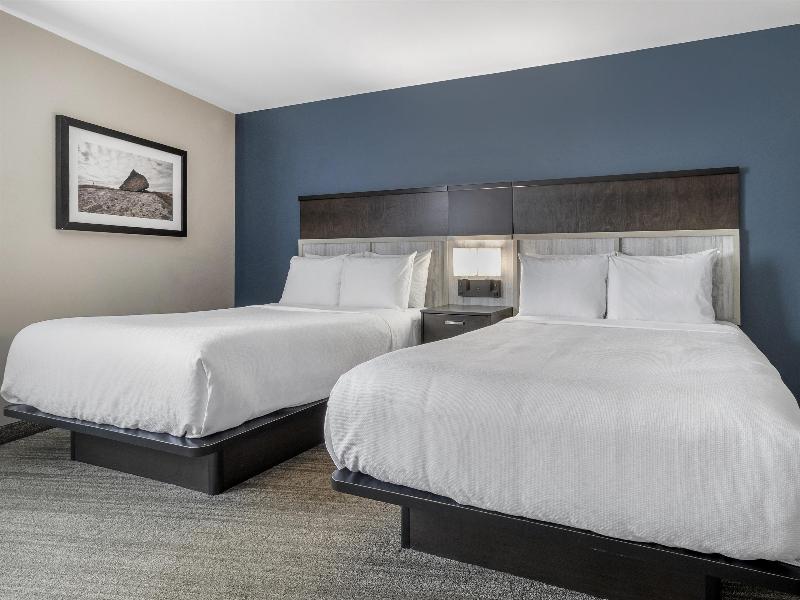 Best Western Chocolate Lake Hotel image