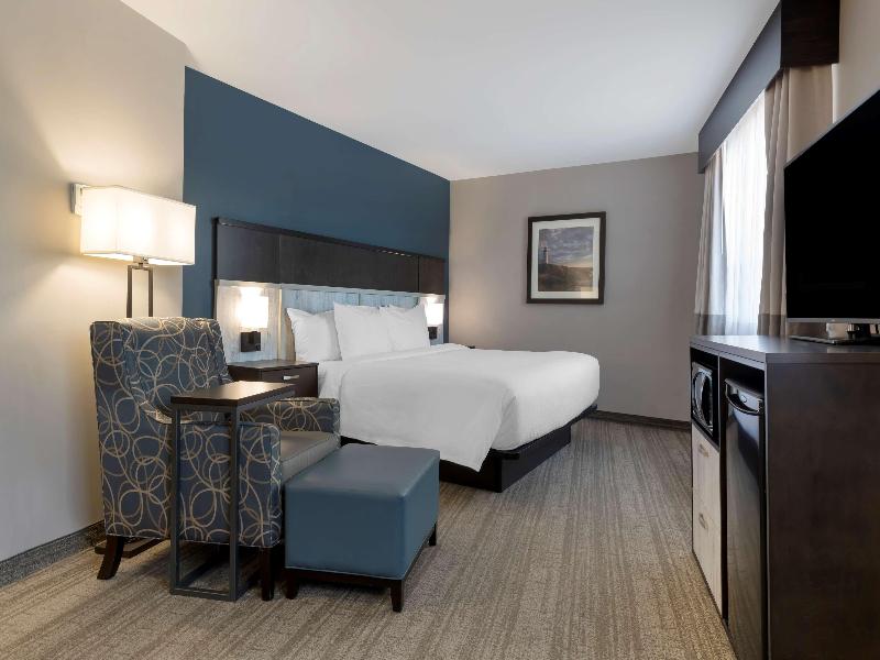 Best Western Chocolate Lake Hotel image