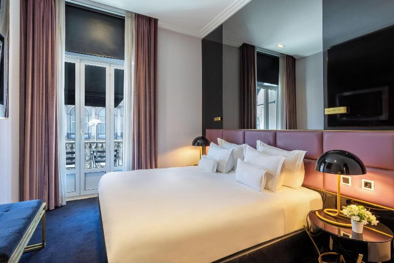 Stay in style at Altis Avenida