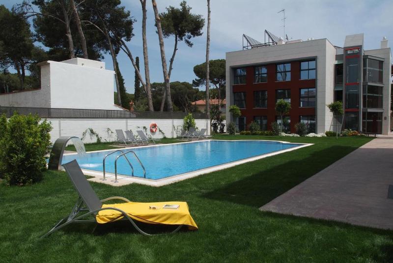 Royal Marina Gardens image