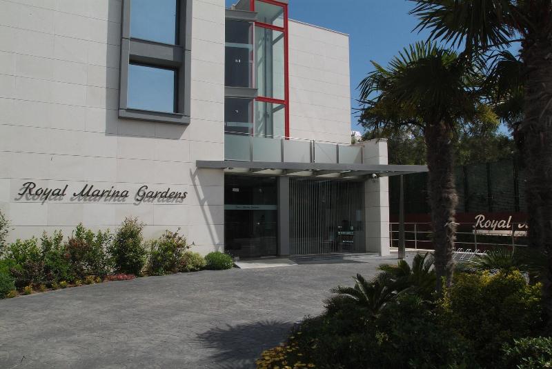 Royal Marina Gardens image