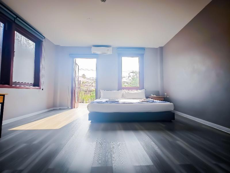 The Riva Vientiane Hotel