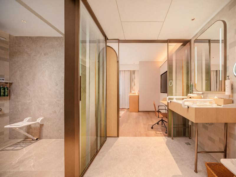 Hilton Garden Inn Beijing Liangma River image