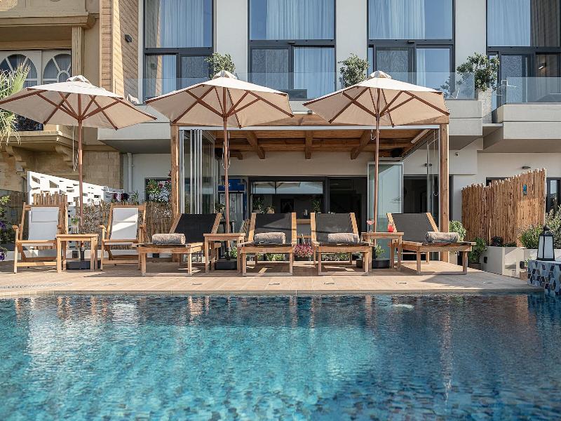 Calla Luxury Seafront Suites image
