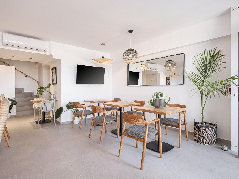 Calla Luxury Seafront Suites image